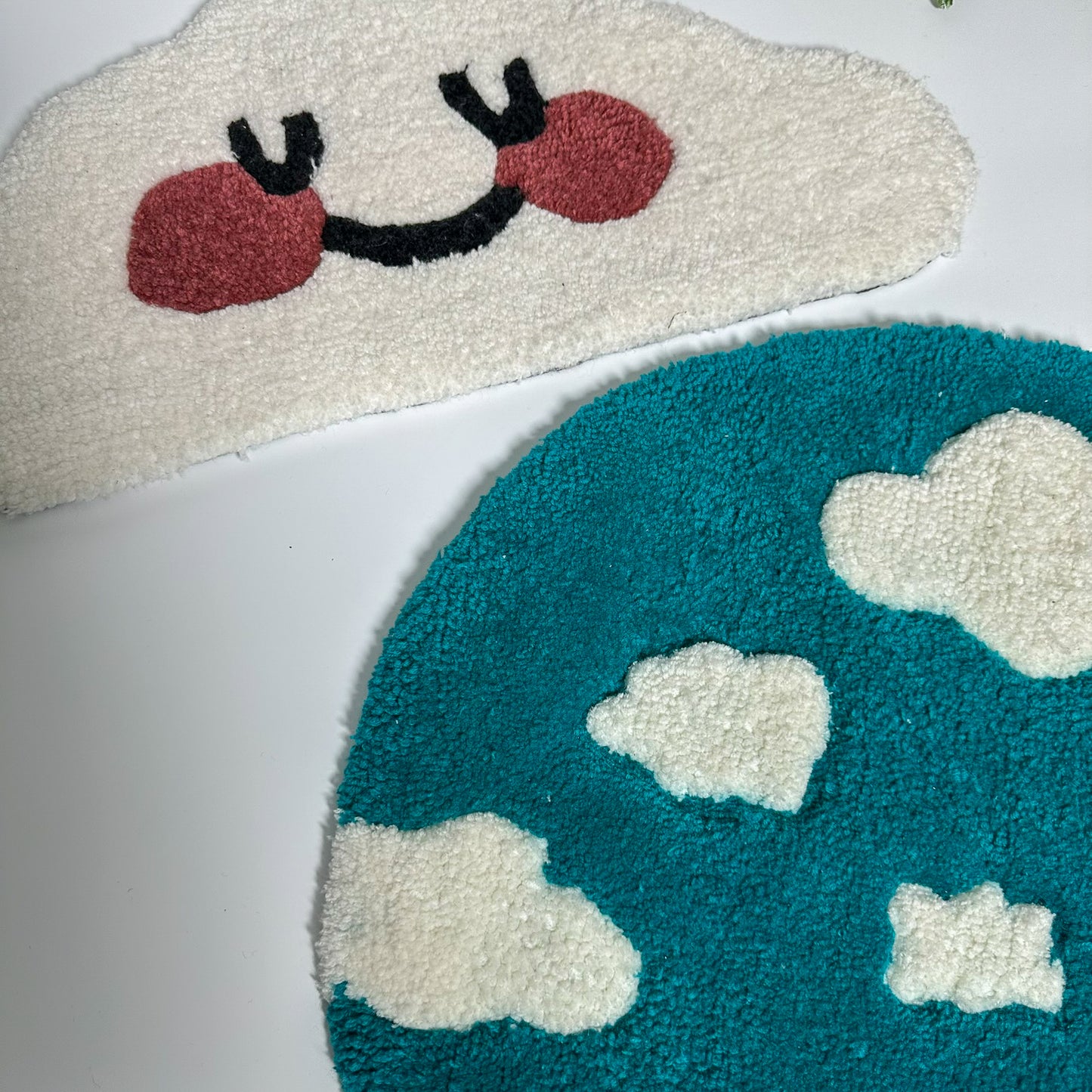 Smiling Cloud Tufting Rug