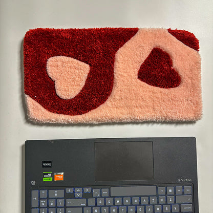 Yin Yang – Heart-Shaped Handmade Keyboard Mat